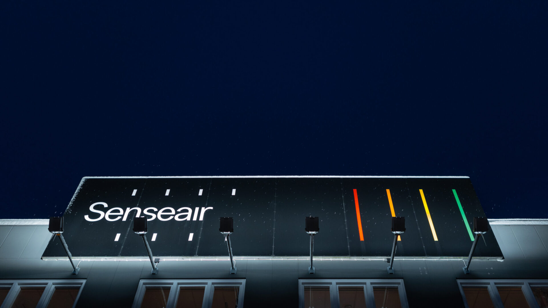 Senseair Sign Senseair-Sign-1-scaled-acenterbottom.jpg